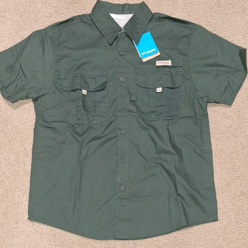 Columbia Men's Green Short Sleeve Shirt